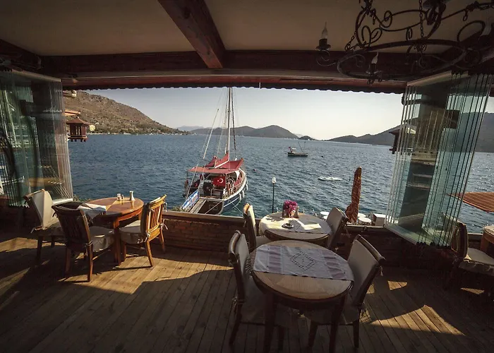 Szálloda Dolphin 3*